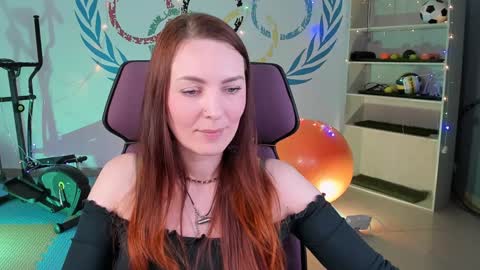 Snapshot of vandarossi chatting on 12-18-24, 04:06 Vanda online show from 12-18-24, 04:06
