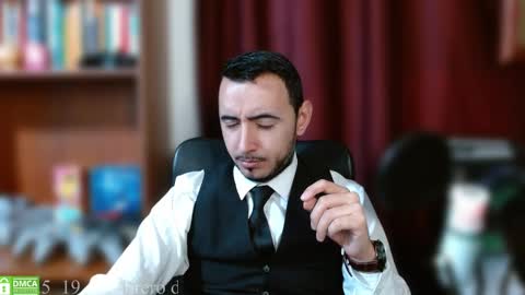 Snapshot of vanderheyl chatting on 02-20-25, 03:34 vanderheyl online show from 02-20-25, 03:34