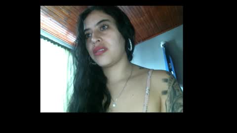 Snapshot of vane53542 chatting on 11-06-25, 05:58 vane53542 online show from 11-06-25, 05:58