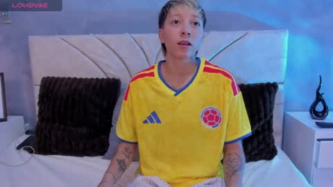Snapshot of vane_grey chatting on 06-18-26, 06:56 vane_grey online show from 06-18-26, 06:56
