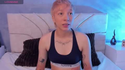 Snapshot of vane_grey chatting on 07-02-26, 08:48 vane_grey online show from 07-02-26, 08:48