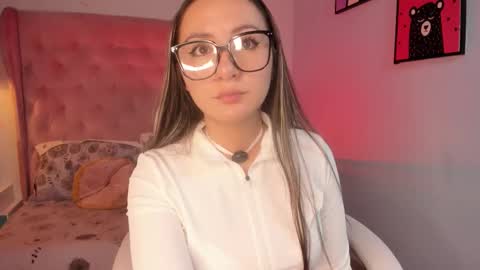 vanelope_evans_ online show from 03-18-26, 12:30