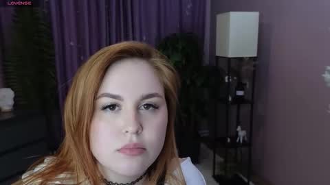 Snapshot of vanesaginger chatting on 03-27-26, 11:43 vanesaginger online show from 03-27-26, 11:43