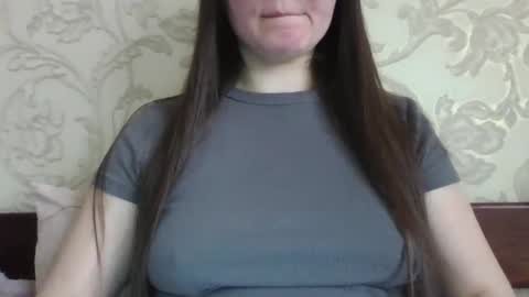 Snapshot of vanesajewel chatting on 04-29-26, 11:03 VanesaJewel online show from 04-29-26, 11:03