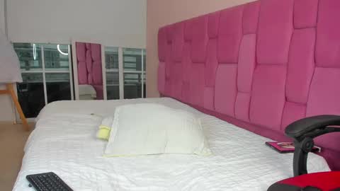 vaness_dior online show from 02-13-25, 08:34