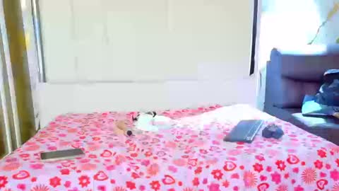 Snapshot of vanessa_7_ chatting on 03-19-26, 04:22 Vanessa online show from 03-19-26, 04:22