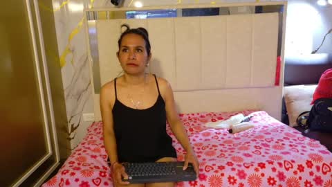 Snapshot of vanessa_7_ chatting on 04-02-26, 04:59 Vanessa online show from 04-02-26, 04:59