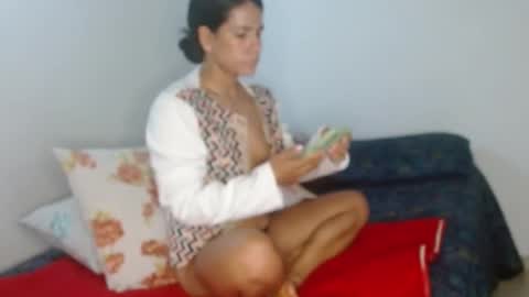 Snapshot of vanessa_aniston83 chatting on 09-10-25, 04:45 vanessa online show from 09-10-25, 04:45