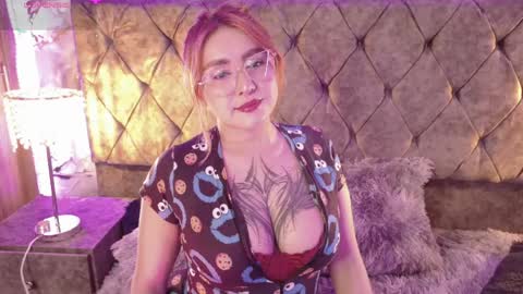 Snapshot of vanessa_blake chatting on 04-08-26, 03:28 Vane online show from 04-08-26, 03:28