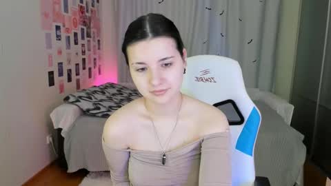 Vanessa online show from 03-06-25, 05:14