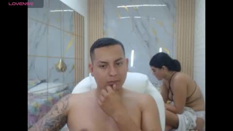 vanessa online show from 05-14-26, 07:42
