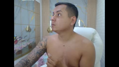 vanessa online show from 05-22-26, 06:57