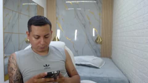 Snapshot of vanessa_f chatting on 07-04-26, 06:58 vanessa online show from 07-04-26, 06:58