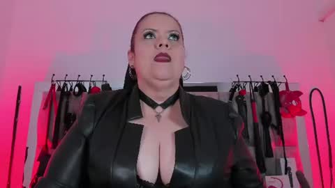 Vanessa online show from 06-17-26, 12:29