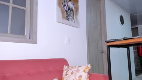 Snapshot of vanessa_novvoa chatting on 12-20-24, 08:55 Vanessa Novvoa online show from 12-20-24, 08:55