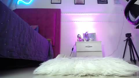 kamila online show from 12-13-24, 02:32