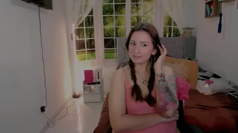 Vanessa online show from 05-09-26, 06:02