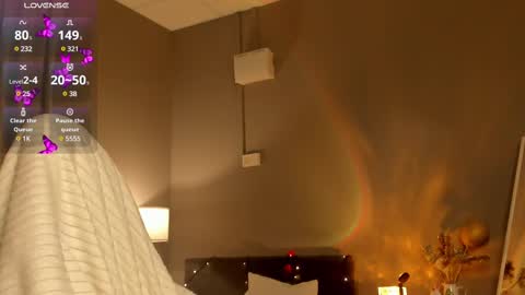 Vanessa Walters online show from 02-12-25, 02:56