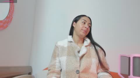 vanessaadol online show from 12-30-24, 11:04