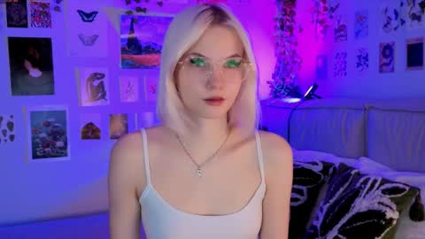 Vanessa online show from 05-02-26, 02:44