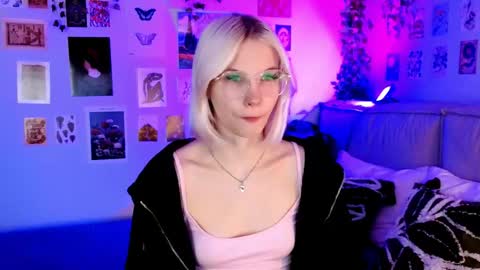 Vanessa online show from 05-04-26, 02:46