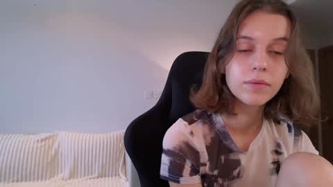 Snapshot of vanessabayer chatting on 12-03-24, 01:19 vanessa online show from 12-03-24, 01:19