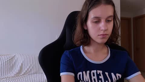 Snapshot of vanessabayer chatting on 12-04-24, 06:11 vanessa online show from 12-04-24, 06:11