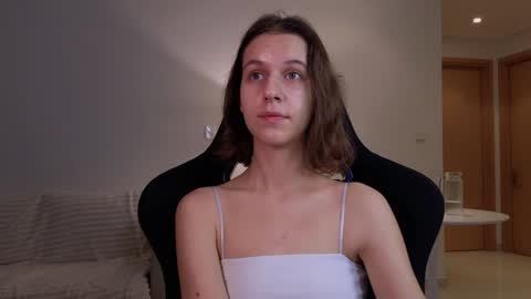 Snapshot of vanessabayer chatting on 12-20-24, 10:11 vanessa online show from 12-20-24, 10:11