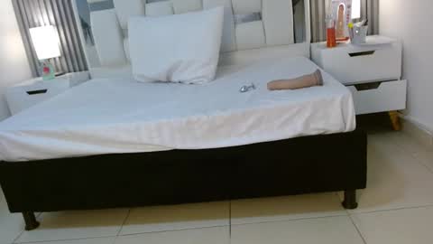 Vanessa Hard online show from 10-01-25, 08:59