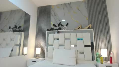 Vanessa Hard online show from 10-31-25, 02:51