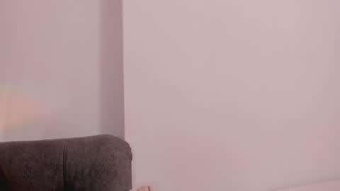 vanessajohnsonn online show from 04-29-26, 12:16