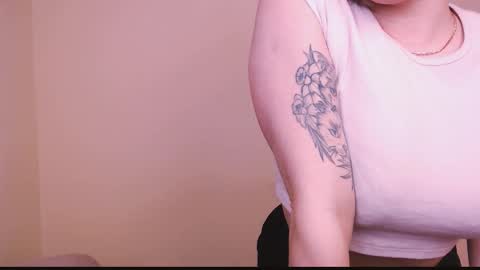 Vanessa online show from 02-13-25, 06:05