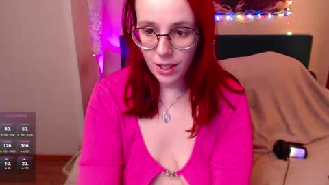 Snapshot of vanessalincum chatting on 02-14-25, 05:51 Vanessa follow me - I will answer you there at any time online show from 02-14-25, 05:51