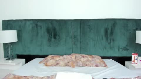 Vanessa Sexy Paris online show from 09-28-25, 08:25