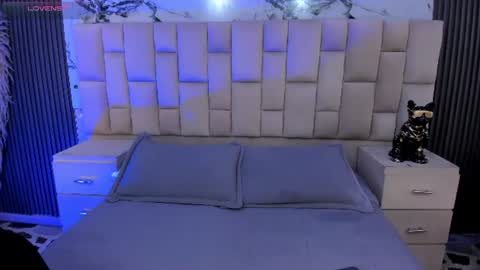 vanessascott_ online show from 06-24-26, 06:45
