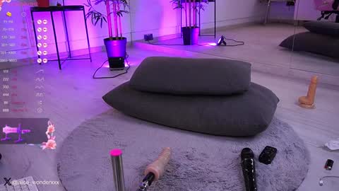 Vanessa Simon online show from 12-29-24, 09:17