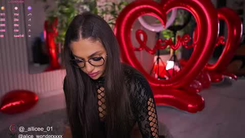 Vanessa Simon online show from 02-15-25, 06:55