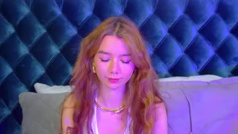 VanessaVienne online show from 01-19-26, 04:22