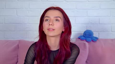 VanessaVienne online show from 05-17-26, 04:03