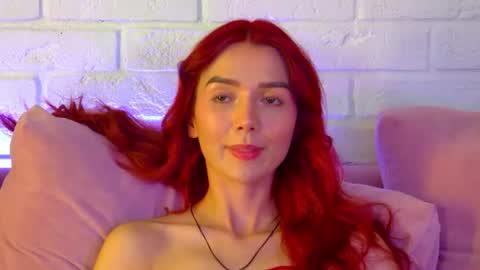 VanessaVienne online show from 06-19-26, 05:17