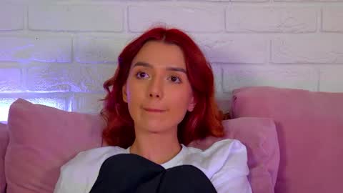 VanessaVienne online show from 06-26-26, 04:33