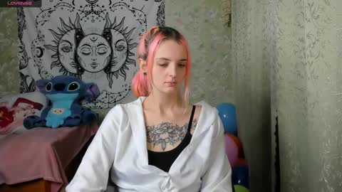 Adelina online show from 12-18-24, 12:07