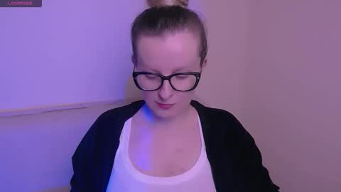 Mia online show from 11-07-25, 08:47