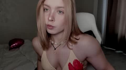 Snapshot of vanillalivitski chatting on 09-21-25, 11:12 Vanilla online show from 09-21-25, 11:12