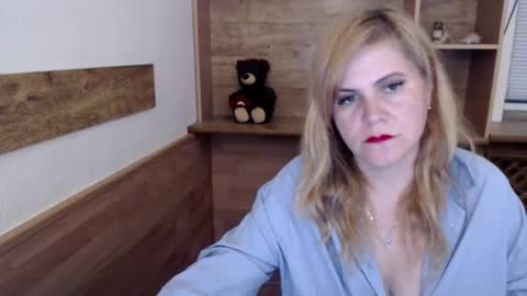 Snapshot of vanillaloveli chatting on 06-29-26, 06:30 vanillaloveli online show from 06-29-26, 06:30