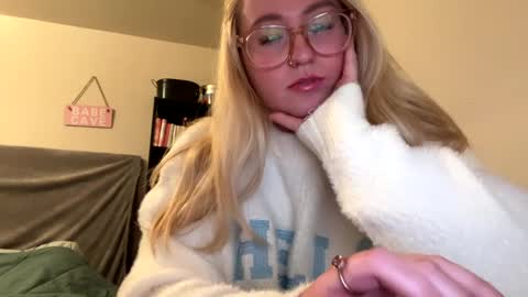 vanillapuddingpie online show from 01-21-25, 03:37