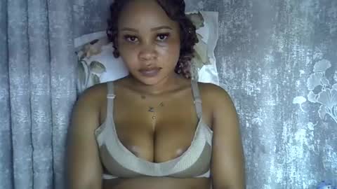 Snapshot of vanillavenus chatting on 05-18-26, 11:10 vanillavenus online show from 05-18-26, 11:10