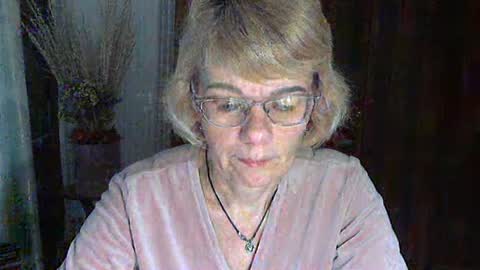 Snapshot of vanillaxcreamy chatting on 01-26-25, 01:47 Vanillaxcreamy online show from 01-26-25, 01:47
