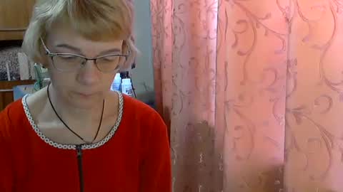Snapshot of vanillaxcreamy chatting on 02-13-25, 09:09 Vanillaxcreamy online show from 02-13-25, 09:09
