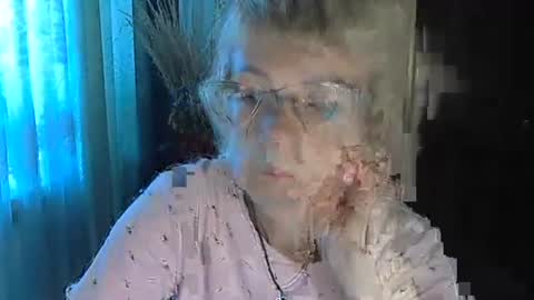 Vanillaxcreamy online show from 09-26-25, 08:40